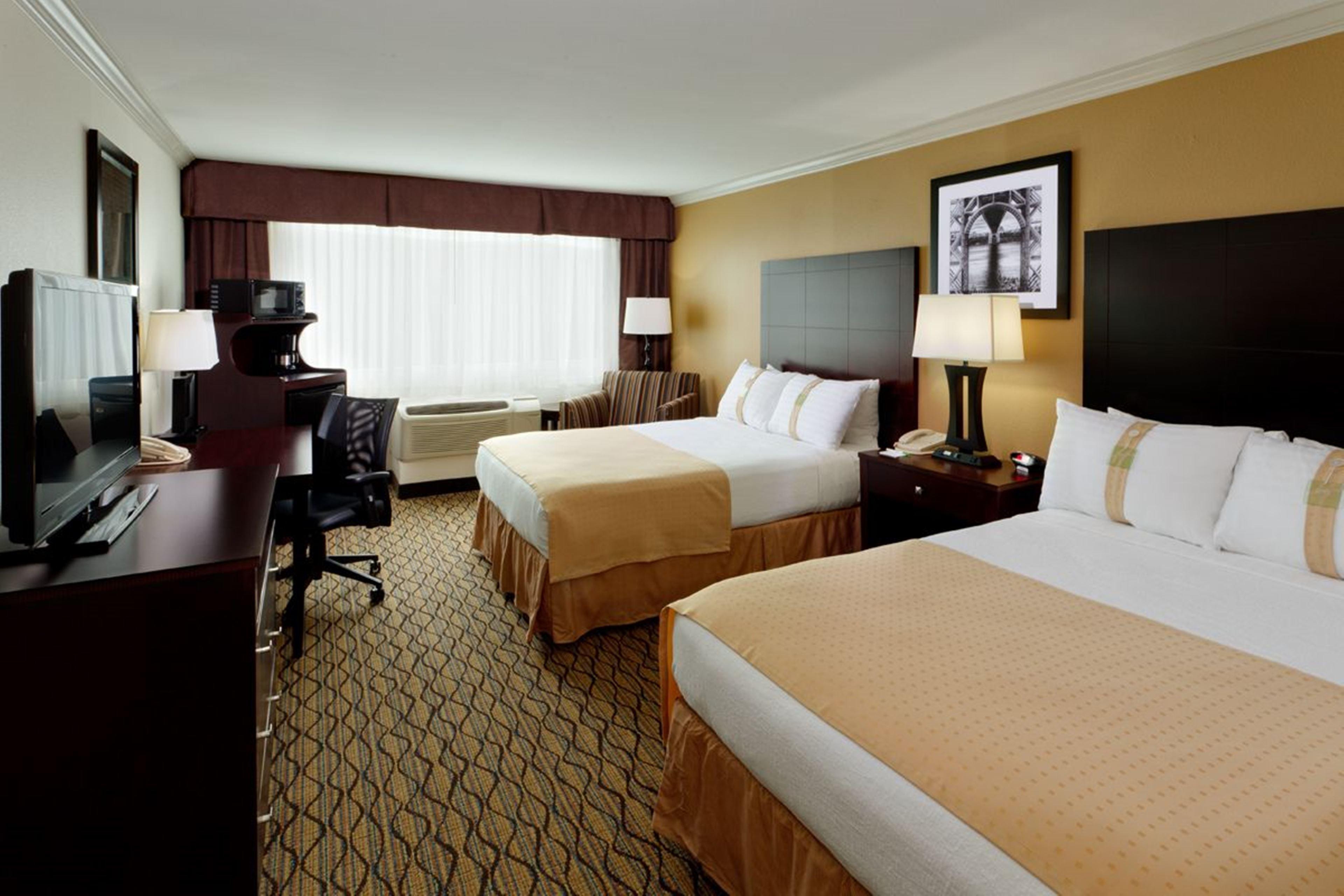 HOTEL HOLIDAY INN FORT LEE, NJ 3* (United States) - from US$ 164 | BOOKED